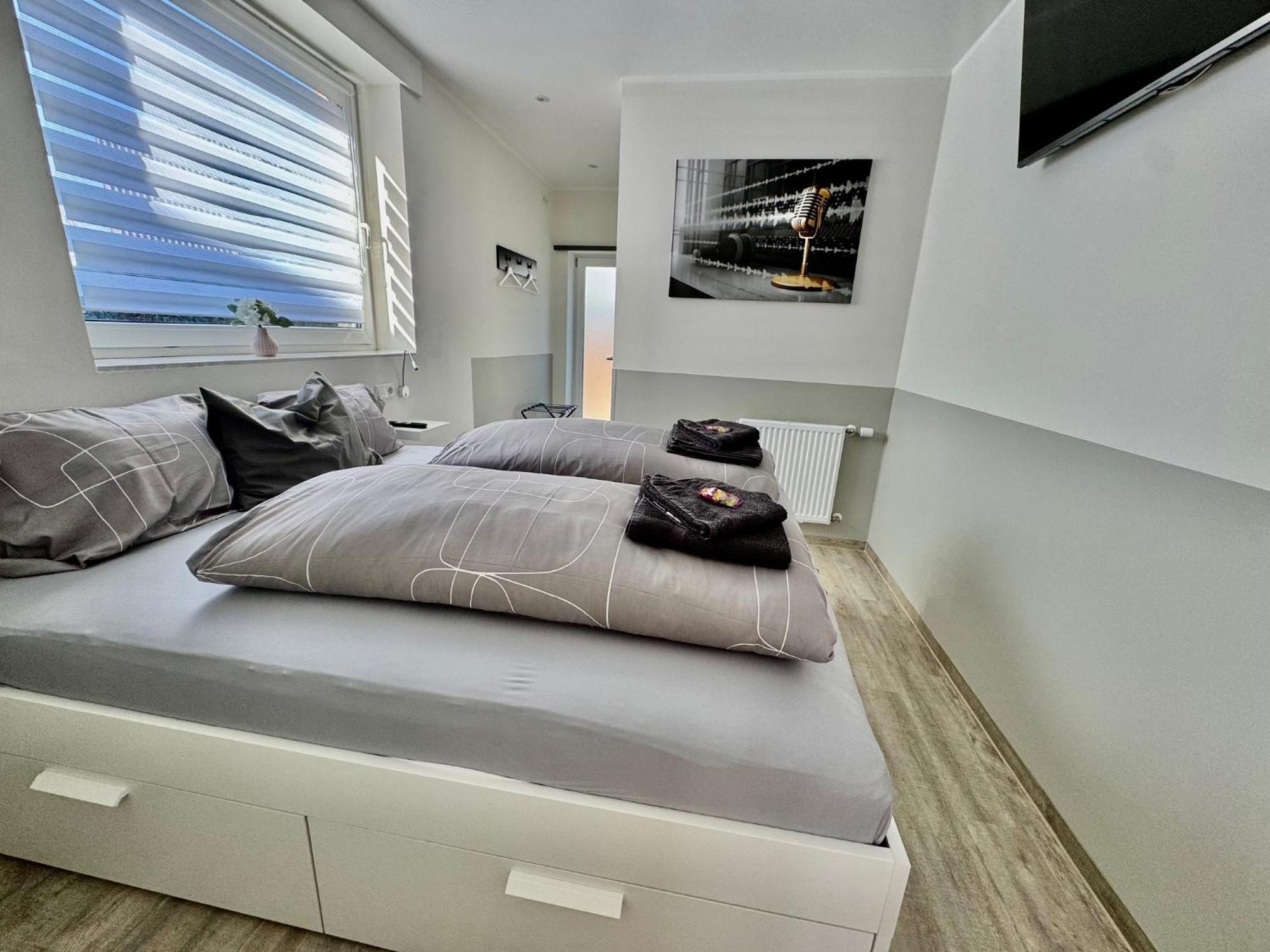 Gaestezimmer Beate Und Ferienwohnung Rheda Wiedenbrueck Luaran gambar